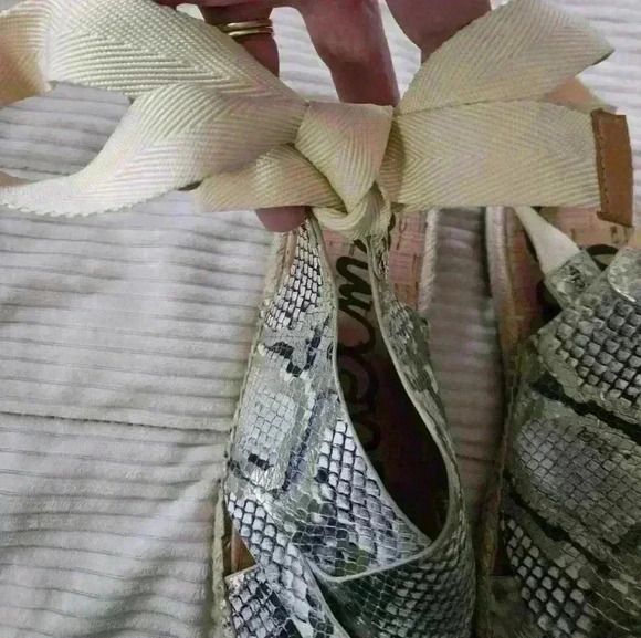 Sam Edelman Alisha snake skin print espadrille sole sandals. Size 8 - Picture 3 of 11